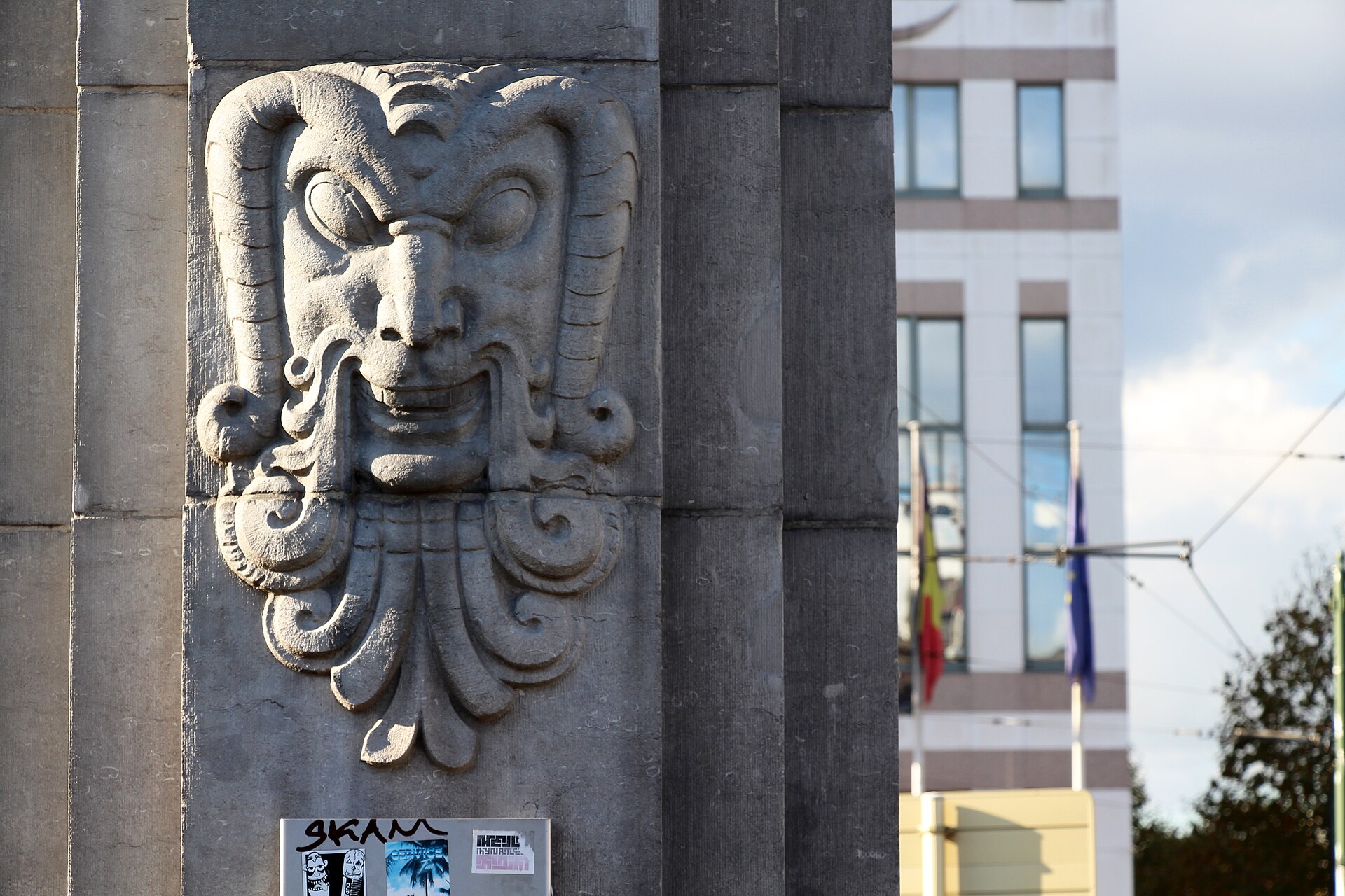 Architectuur bij de Sainctelettebrug in Brussel.