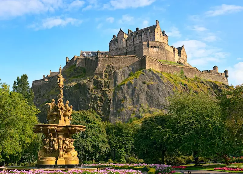 Edinburgh Castle, Oude Stad skyline en historische straten in Schotland