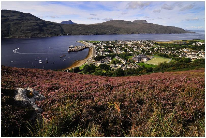 Ullapool haven, Hoogland bergen en bezoeker hoogtepunten