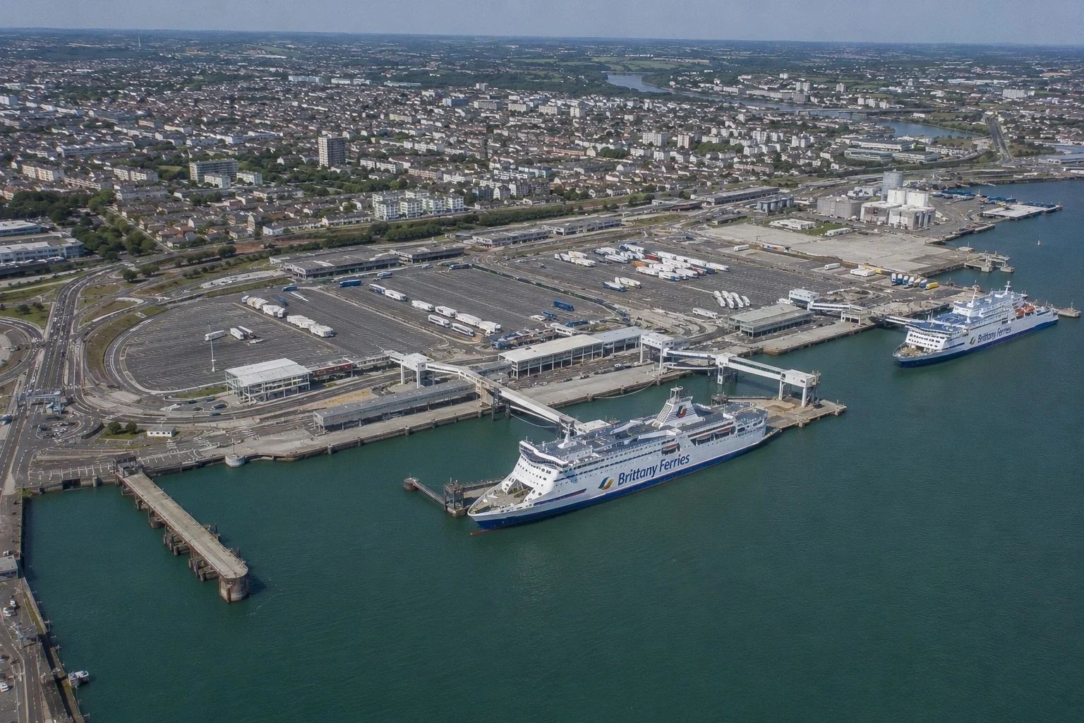 Ouistreham passagiersveerbootterminal bedient Caen in Normandië
