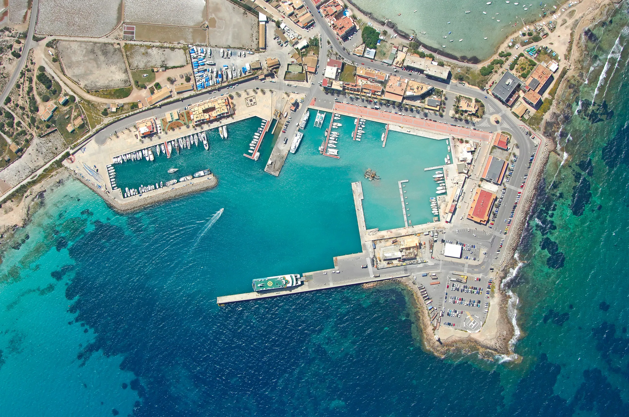 La Savina en de Formentera kustlijn
