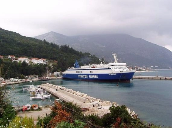 Poros veerboothaven, Kefalonia