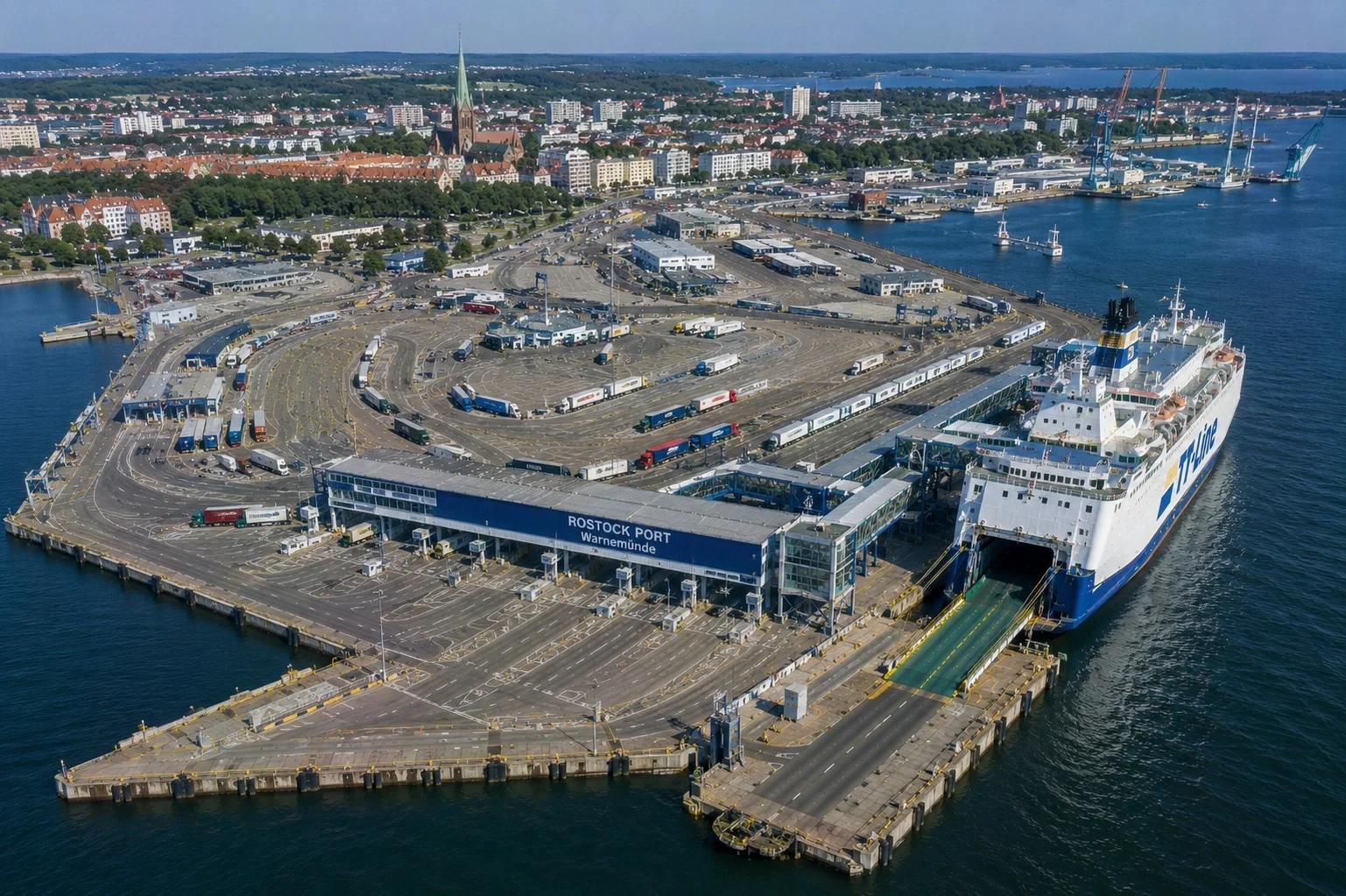 Rostock veerboothaven in noordelijke Duitsland