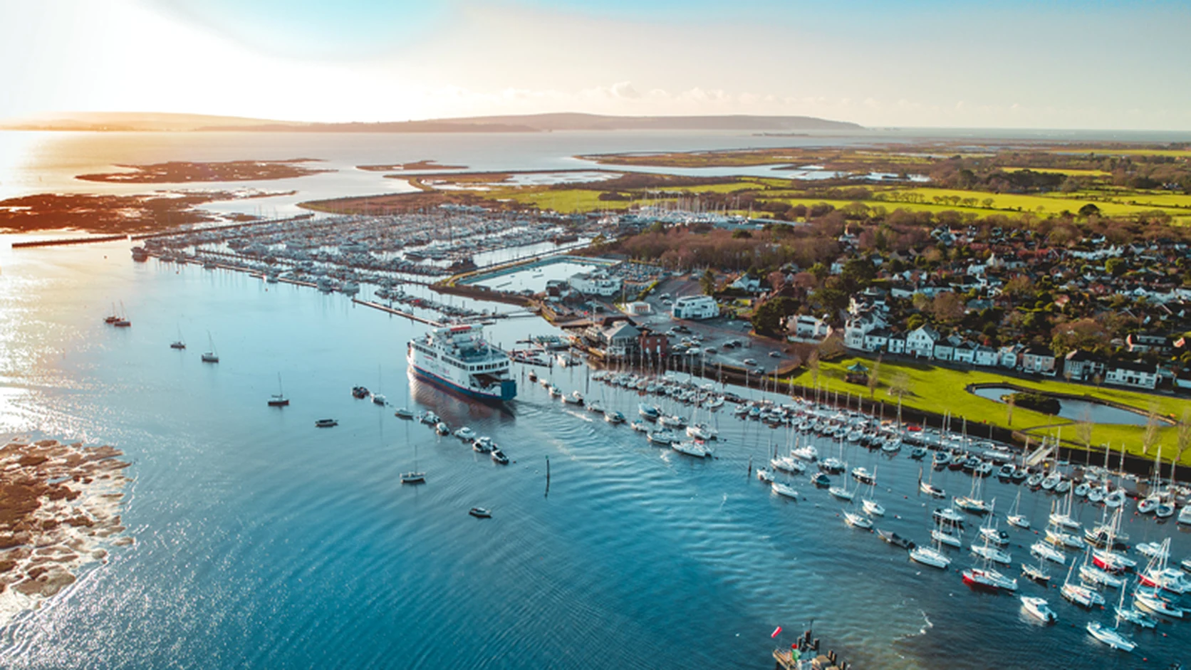 Wightlink Wight Klasse veerboot vertrekt Lymington