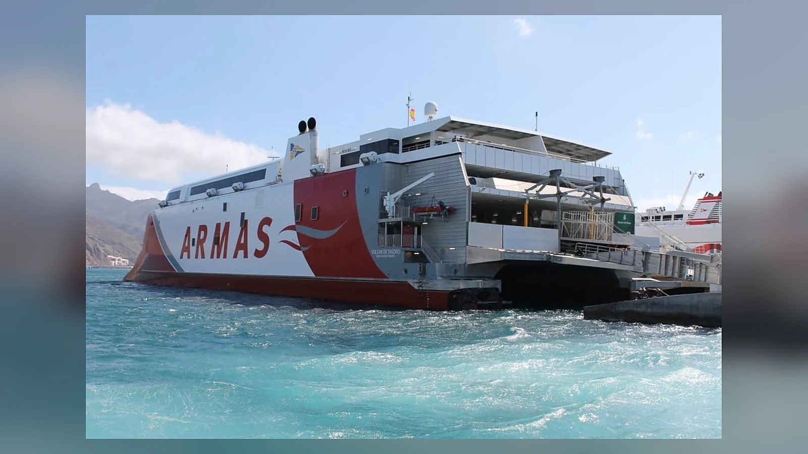 Armas Trasmediterránea veerboot