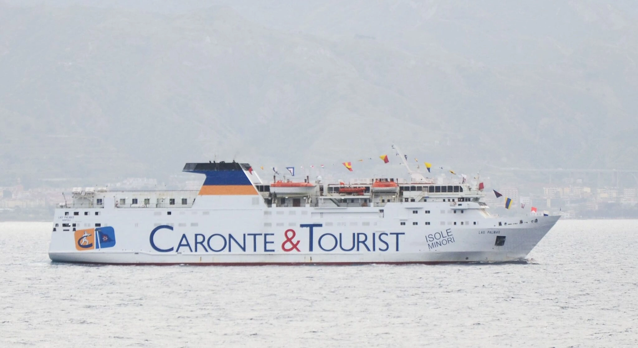 Caronte & Tourist Isole Minori – Siremar passagiersveerboot
